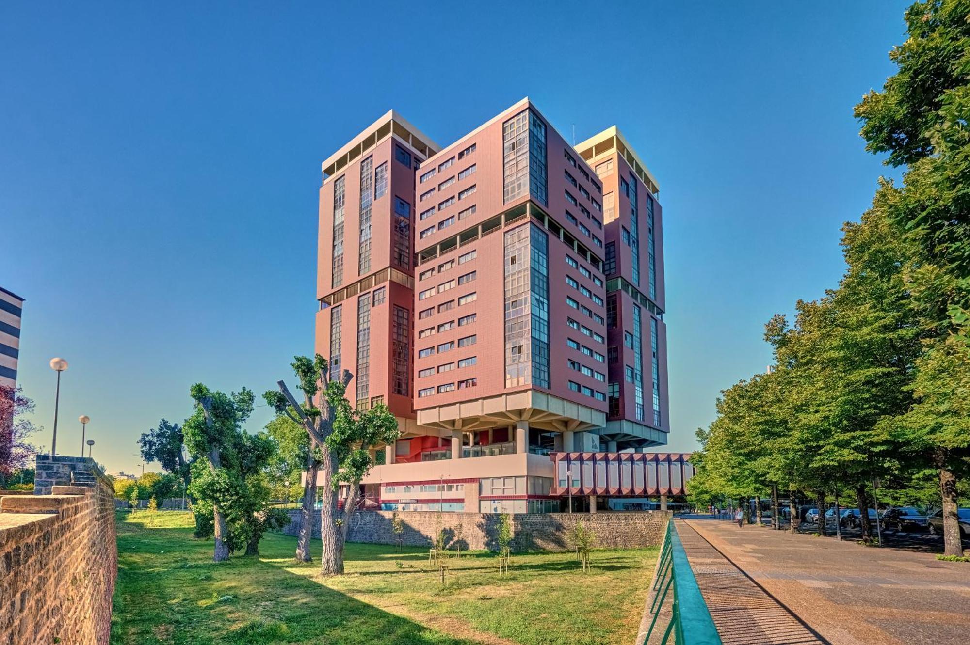 Apartamento Plural By Clabao Pamplona Kültér fotó